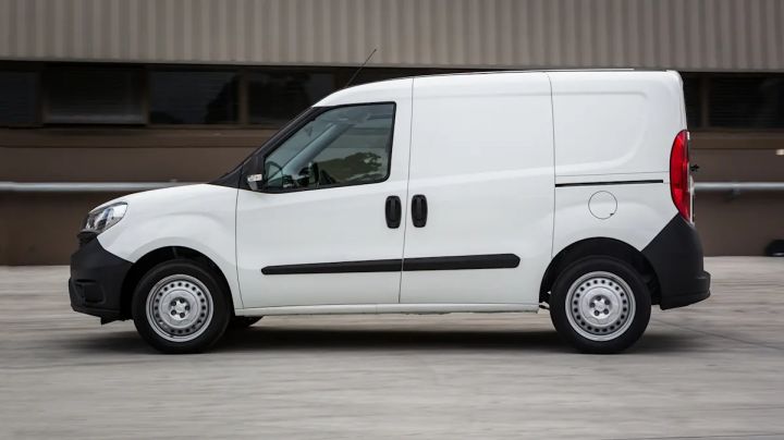 Dövlət Agentliyindən avtomobil idxalçısına böyük sifariş - 60 AVTOMOBİL