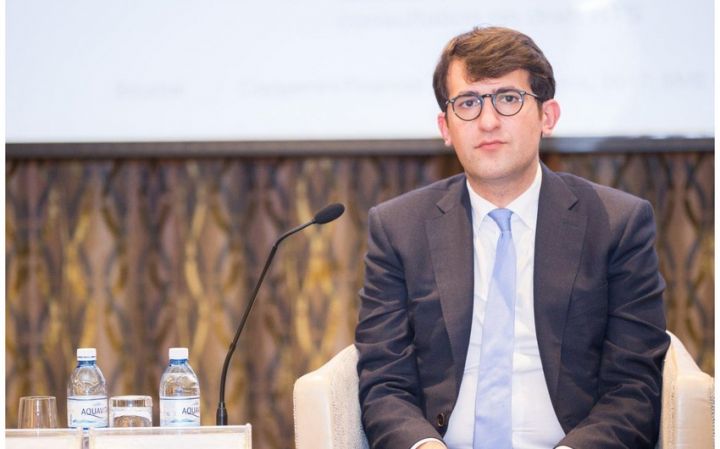 Nazir dövlət şirkətinə direktor təyin etdi