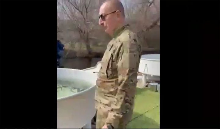 İlham Əliyev danışaraq göstərdi, Mehriban Əliyeva çəkdi