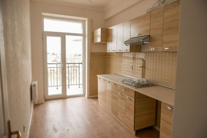 "Alıcı mənzil alan zaman 50 min manat ƏDV ödəyibsə, vəsaitin 15 min manatı hesabına qaytarılacaq"