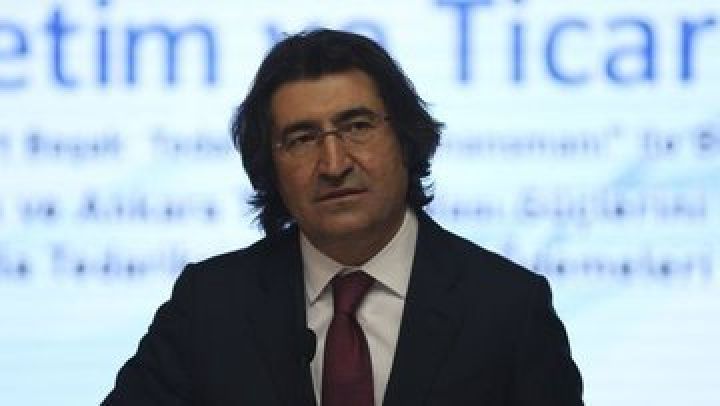 Azərbaycanda da törəməsi olan iri banka yeni sədr təyin edildi