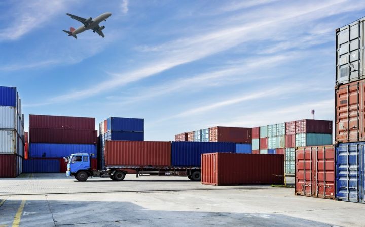 Azərbaycanda idxal və ya ixrac ilə məşğul olan özəl şirkətlərin sayı 8 mini keçib