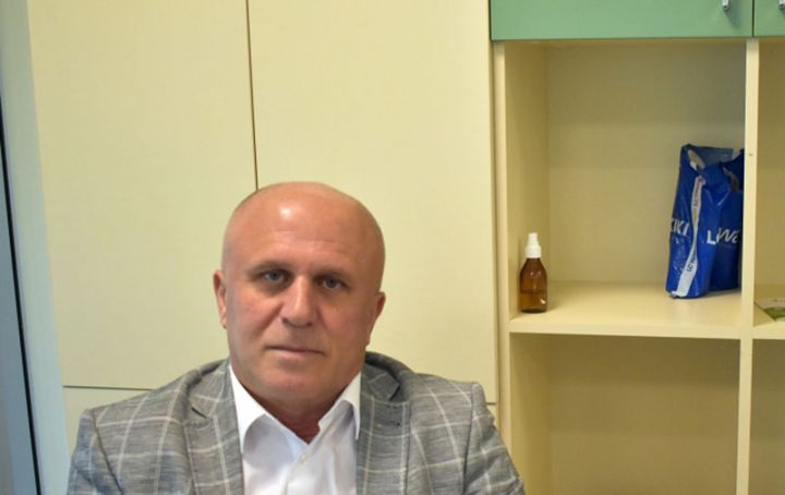 "Xarici bazarlara çıxış çətinləşib, ixracımız dayanıb"