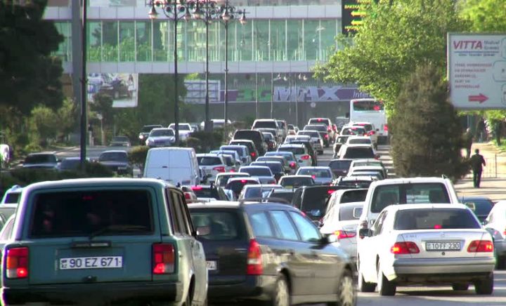 Azərbaycanda sayı ən çox artan və ən çox sürülən avtomobillər açıqlandı