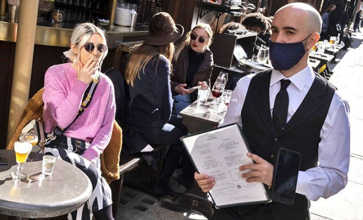 Böyük Britaniyada iqtisadi artım zəifləyib