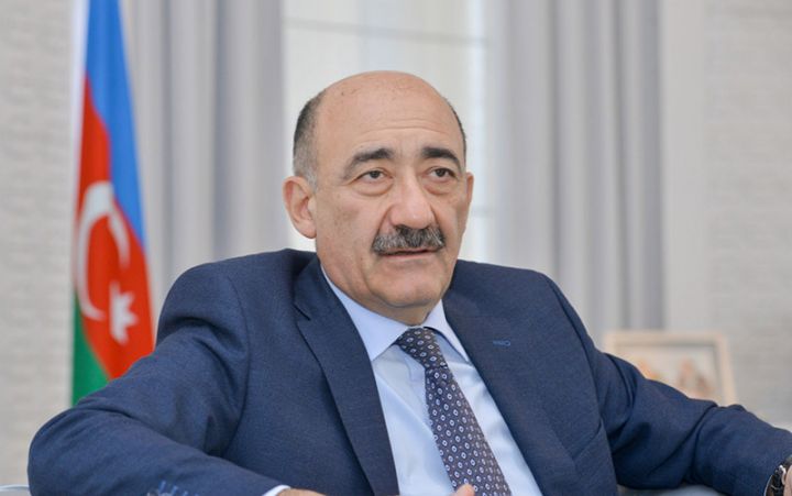 Sabiq nazir Əbülfəs Qarayevin məhkəmədə ifadə verməsi istəndi - 31 MİLYONLUQ TENDER