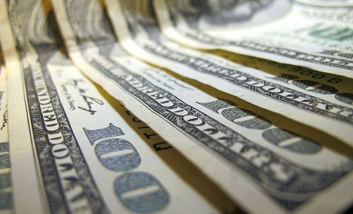 Dolların sabaha olan rəsmi məzənnəsi açıqlandı