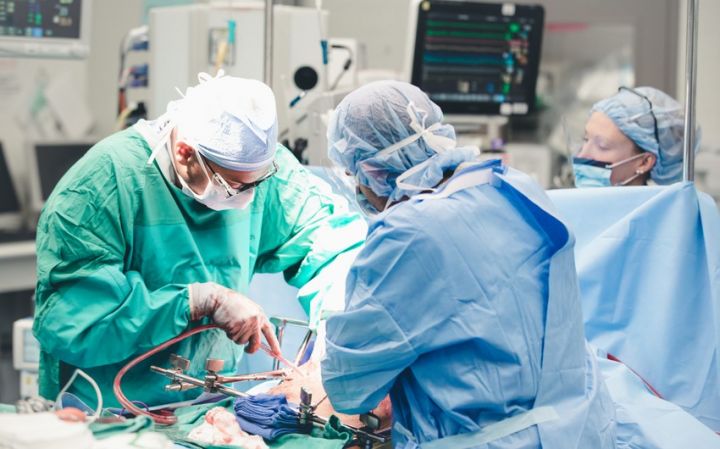 Ürək əməliyyatları icbari tibbi sığorta üzrə xidmətlər zərfinə daxil edilir