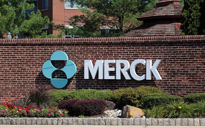 "Merck" Rusiyaya əlavə investisiyalarını dayandırdı