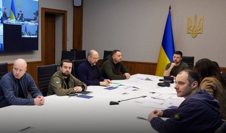 Ukrayna müharibəyə bir ayda təxminən 10 milyard dollar xərcləyib