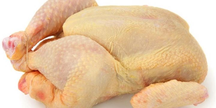 "Bəzi müəssisələr toyuq ətinə normadan çox su vurur"