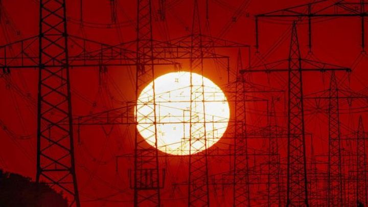 Avropada elektrik enerjisinin qiyməti ilk dəfə 1000 avronu keçib