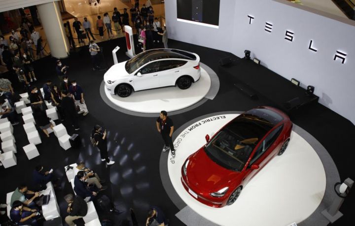 Tesla rəsmi olaraq Taylandda satışa çıxarıldı