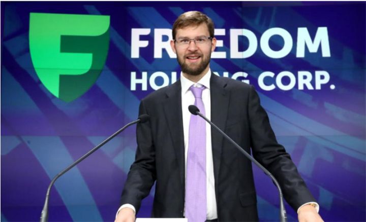 Rusiyadakı biznesi "Freedom Holding"dən ayrılacaq