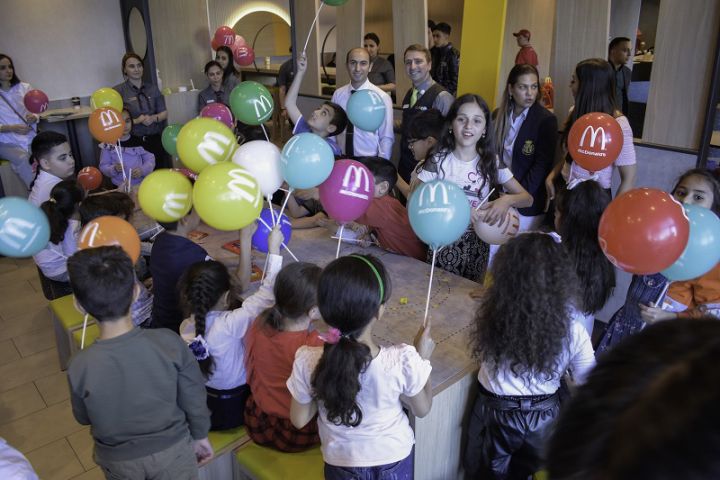 “McDonald's Azərbaycan” gənc yazarlar üçün master-klass keçirib - FOTO