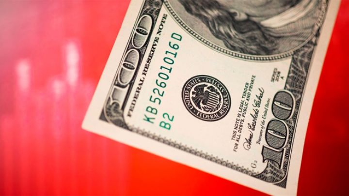 Rusiyada dollar daha da ucuzlaşdı