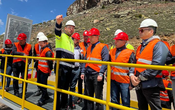 Zakir İbrahimov və  heyəti “Öksüt” qızıl mədəninə səfər edib