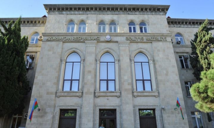 Ədliyyə Nazirliyində iki baş idarə ləğv edildi, iki yeni baş idarə yaradıldı