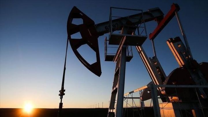 Neft bazarları OPEC+un kritik qərarını gözləyir