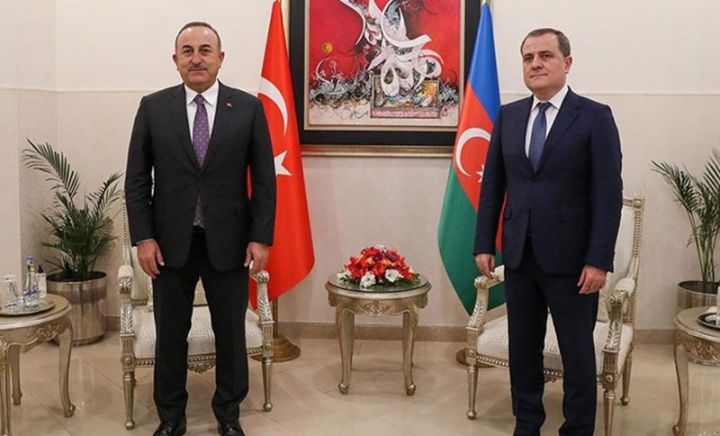 Çavuşoğlu və Bayramov arasında telefon danışığı oldu