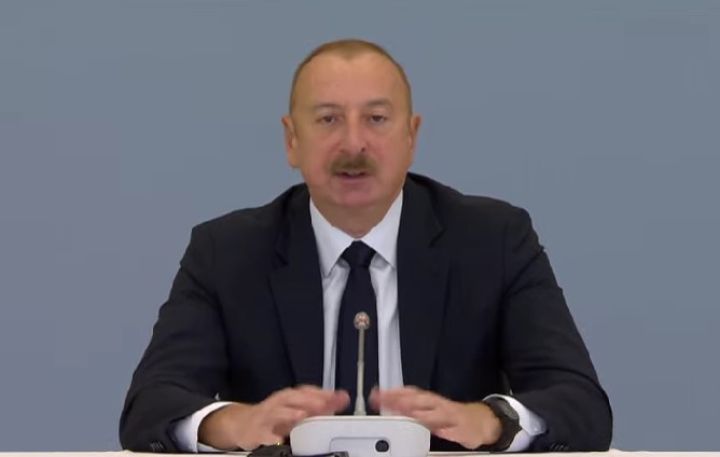 Prezident ADA Universitetində Forumda çıxış edir - CANLI