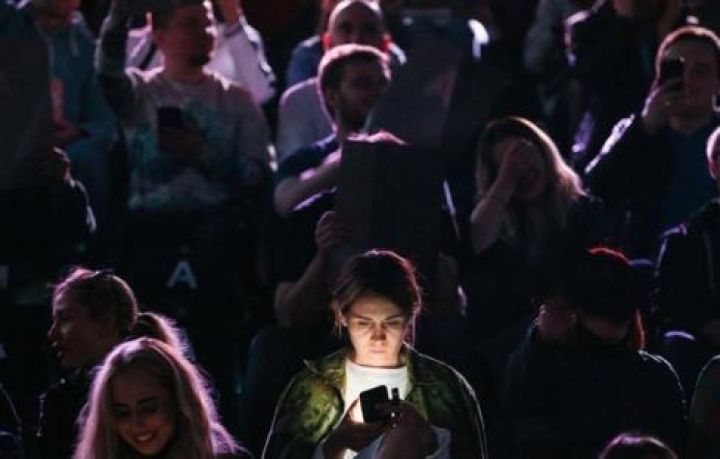 WhatsApp dinlədikdən sonra yoxa çıxan səsli mesajlar funksiyasını təqdim edir