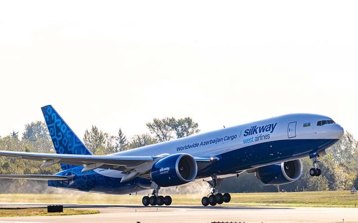 Azərbaycan aviaşirkəti 2 "Boeing" yük təyyarəsi alıb