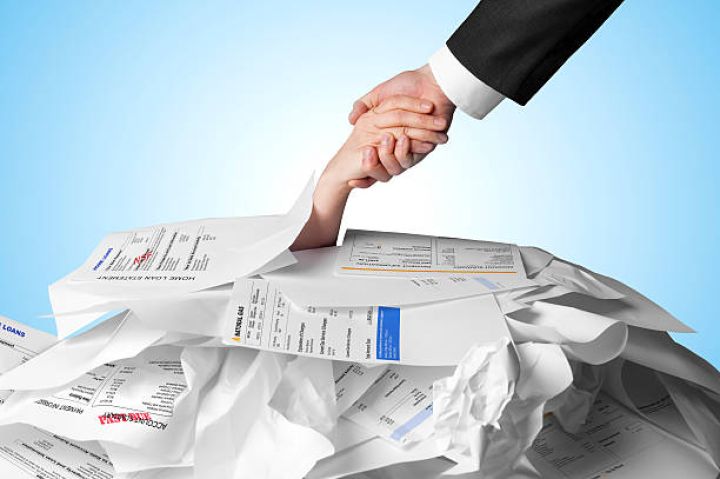 Azərbaycanda əhalinin banklara borcu 10 milyard manata yaxınlaşır