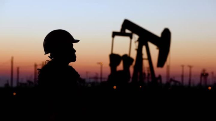 Neftin qiymətilə bağlı yeni proqnoz verildi