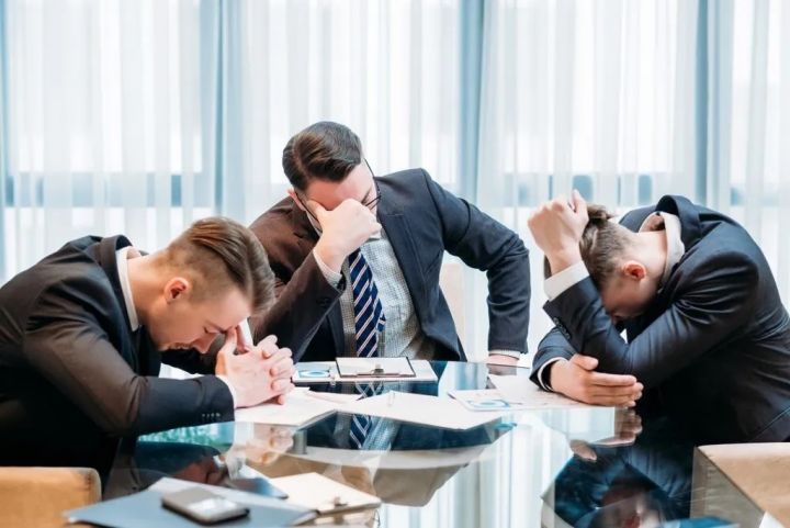 Faiq Məmmədova məxsus investisiya şirkətinin gəlirləri və xalis mənfəəti kəskin azalıb