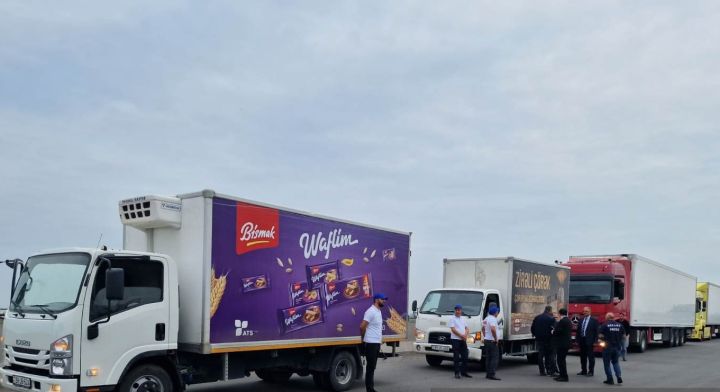 20 tonluq 2 yük avtomobili və 2 çörək dolu avtomobil Xankəndiyə yola salındı