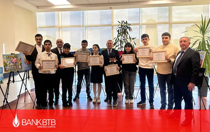 Bank “BTB” Zəfər Günü münasibəti ilə sərgi təşkil edib