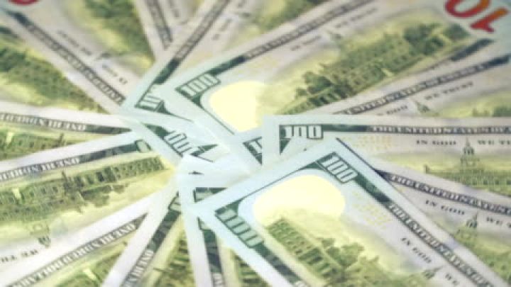 Banklara dollar satıldı - VALYUTA HƏRRACI