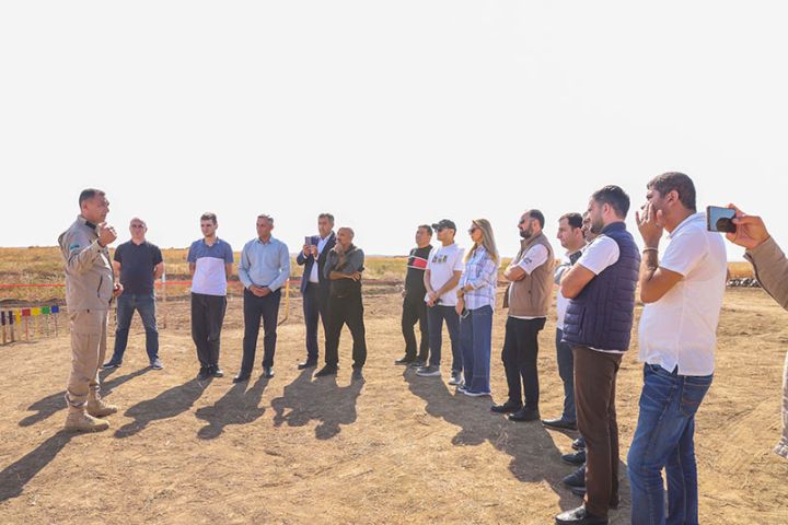 Media nümayəndələri üçün humanitar minatəmizləmə sahəsində təlim təşkil edilib