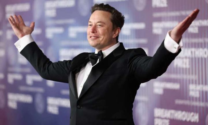 Mask "Tesla Robotaxi"ni təqdim etməyə hazırlaşır