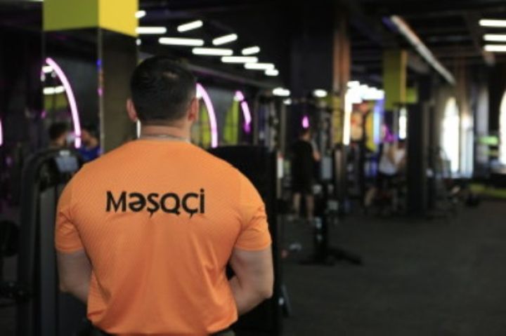 Gəncədə regionun ən böyük idman zallarından biri istifadəyə verilib