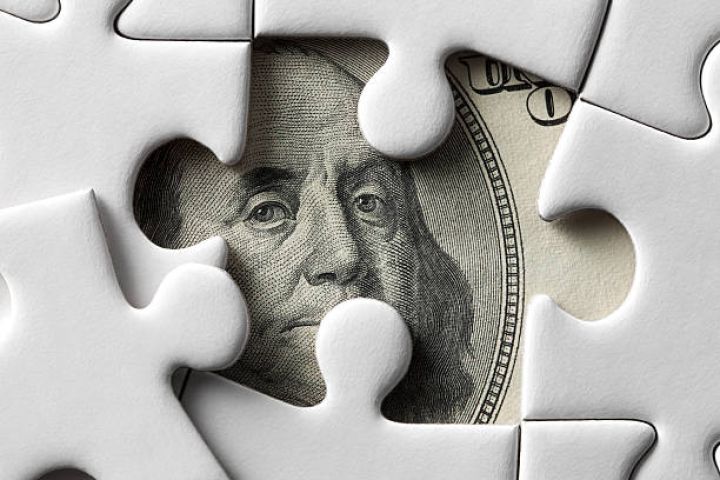 Trampın vergi qanunu büdcə kəsirini 3,4 trilyon dollar artıracaq