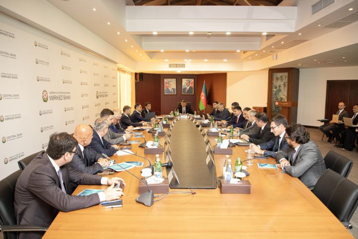 Mərkəzi Bankda bankirlər ilə görüş keçirilib