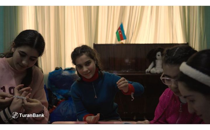 TuranBank uşaq sığınacağındakı gənc qızlara dəstək olub - VİDEO