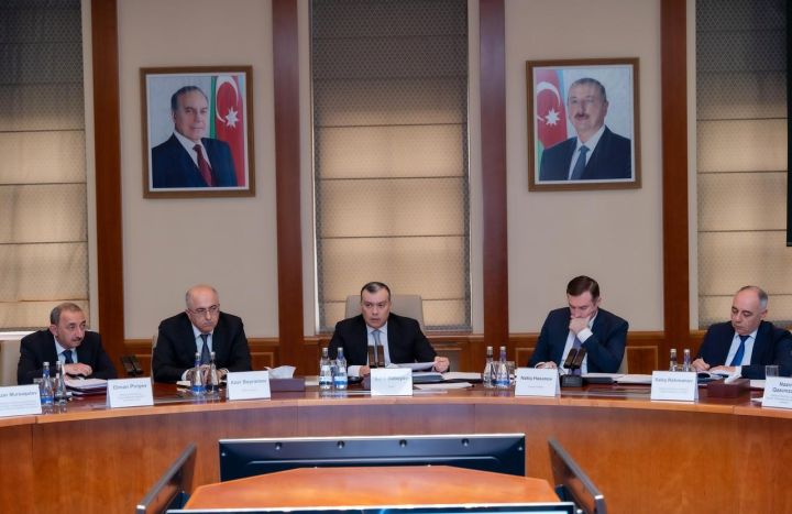 Sahil Babayev iclas keçirib, tapşırıqlar verib - "Lüzumsuz xərclər azaldılacaq"