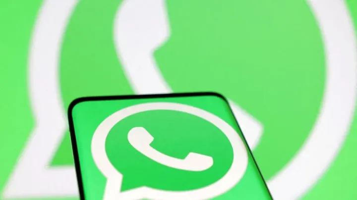 WhatsApp iPhone üçün mesaj tərcümə funksiyasını istifadəyə verdi