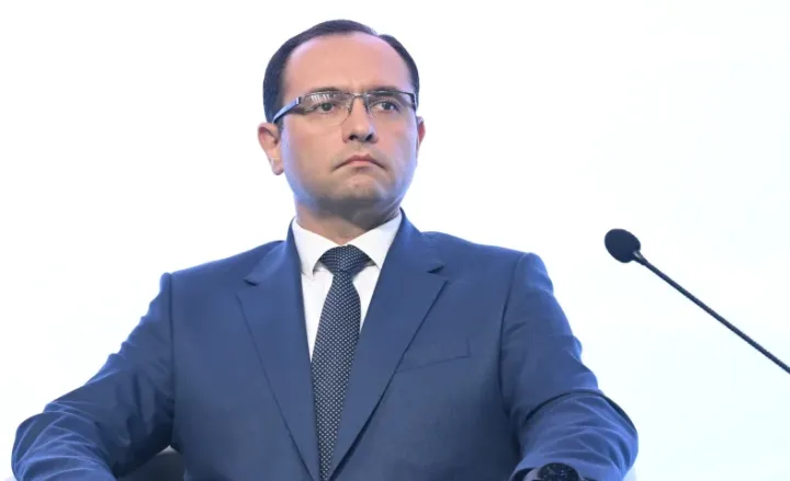 Nazir Məcnun Məmmədova Gömrük Komitəsinin quşçuluğa yaratdığı problemlər barədə məlumat verilib