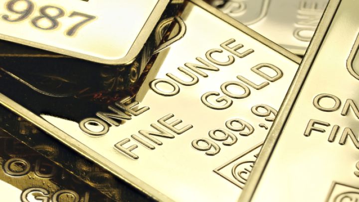 Qızılın qiyməti 4 min dollar səviyyəsinə düşür