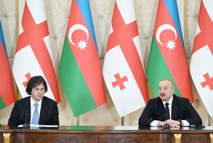 Əliyev və Kobaxidzenin mətbuata bəyanatları