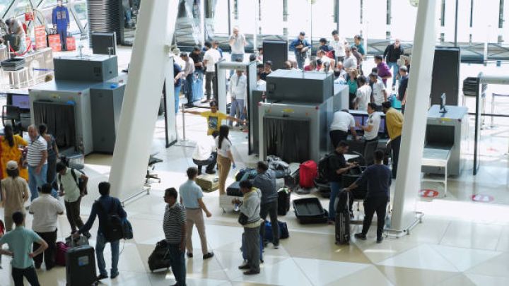 Bakı aeroportu bayram günlərində 200 minə yaxın sərnişinə xidmət göstərib
