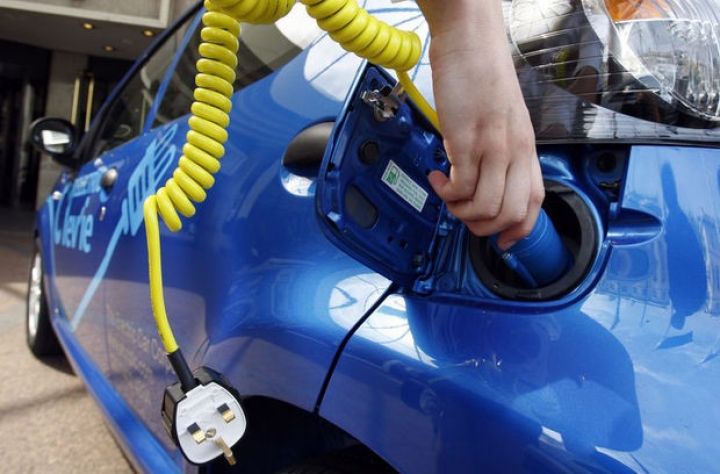 Bu il Azərbaycana elektriklə işləyən 4600-dən çox avtomobil gətirilib