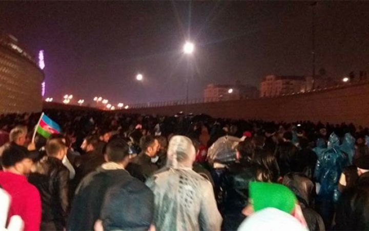 "Bakı Nəqliyyat Agentliyinin rəhbərliyi rəzalətə görə istefa verməlidir"