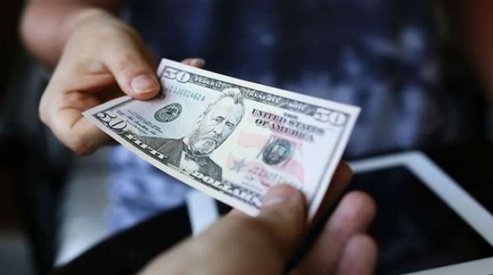 Banklarda dollar və avronun alış-satış qiymətləri - YENİLƏNİB