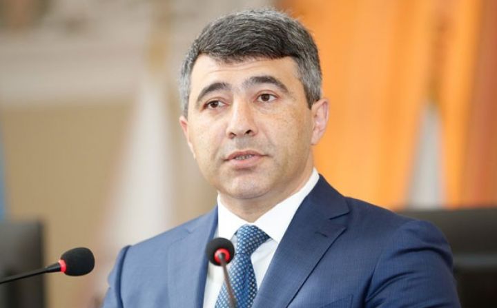 Nazir “Aqrolizinq”in funksiyalarının azaldılmasından danışdı