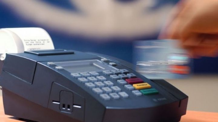 Nağdsız ödənişlərin aparılması üçün POS-terminallar quraşdırılıb